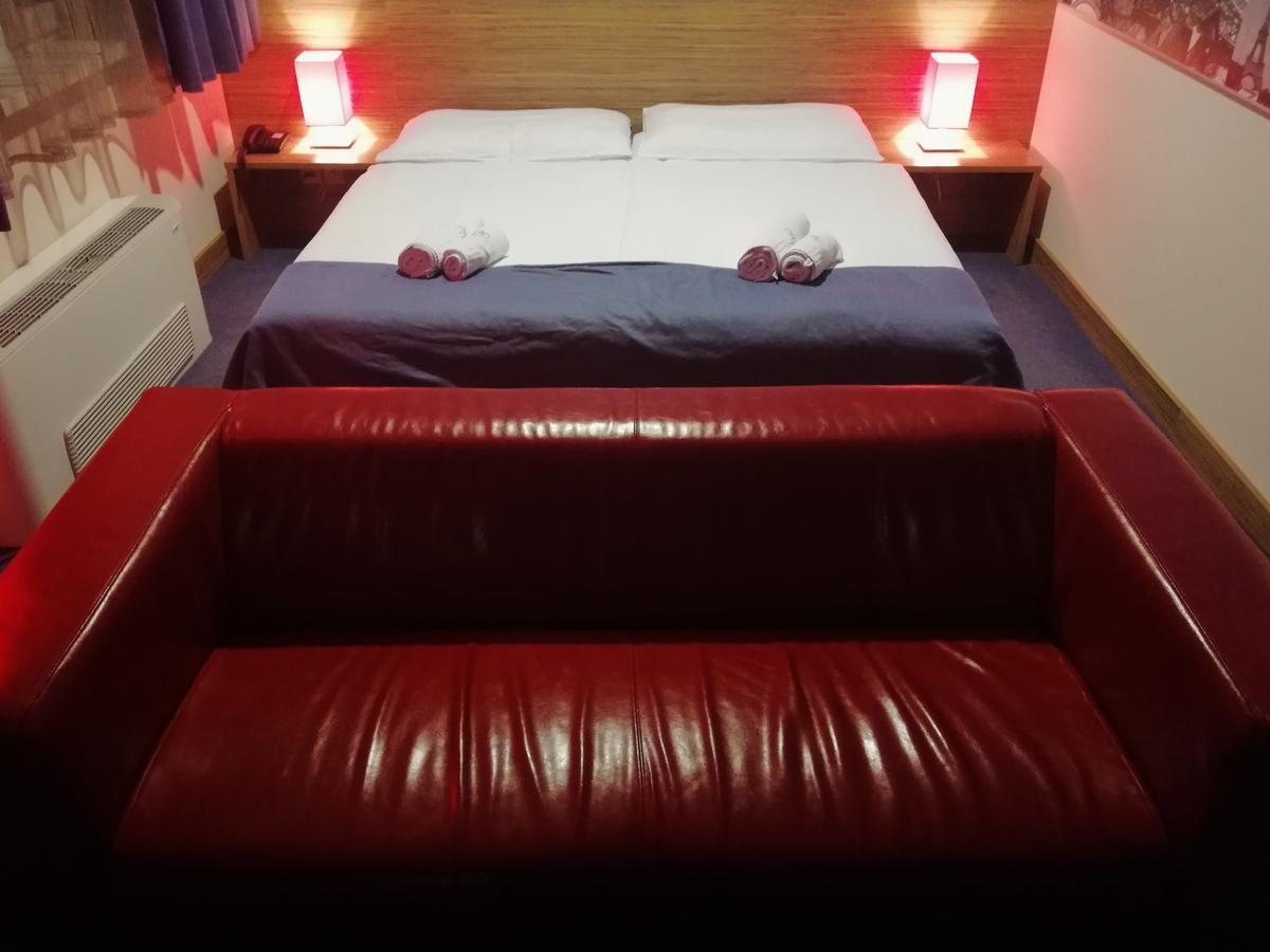 Hotelik Koszyce Zewnętrze zdjęcie